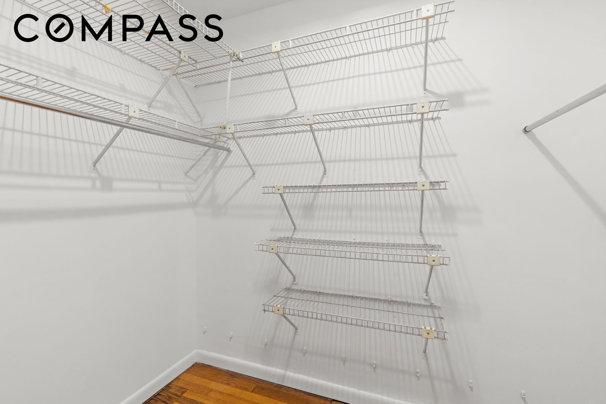 2109 Broadway 8137