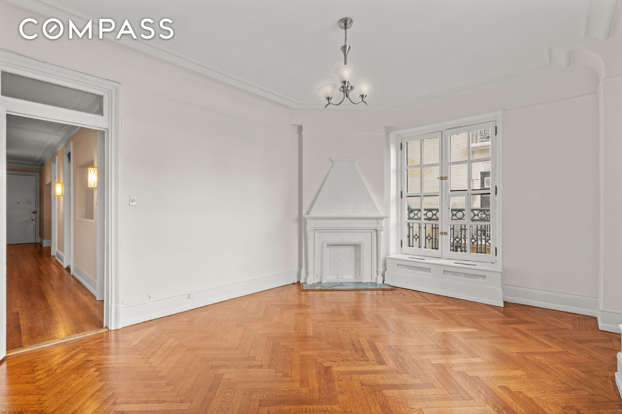 2109 Broadway 8137