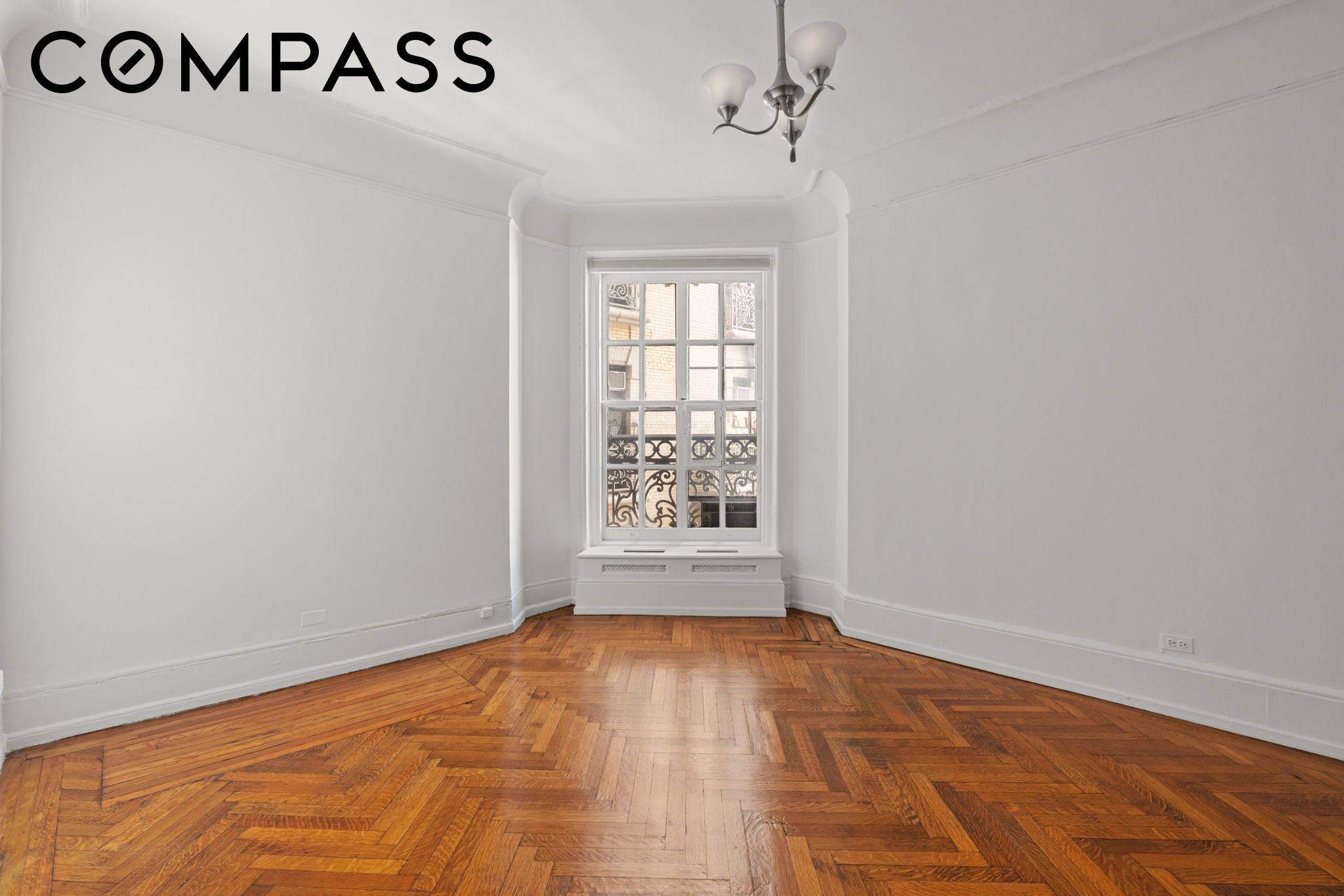 2109 Broadway 8137