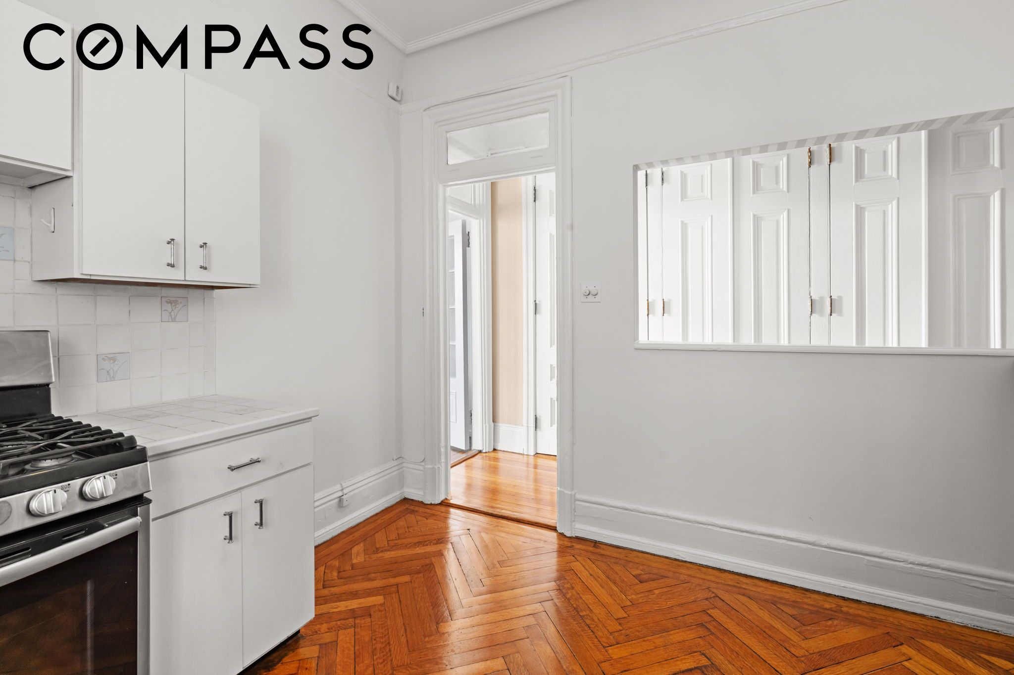 2109 Broadway 8137