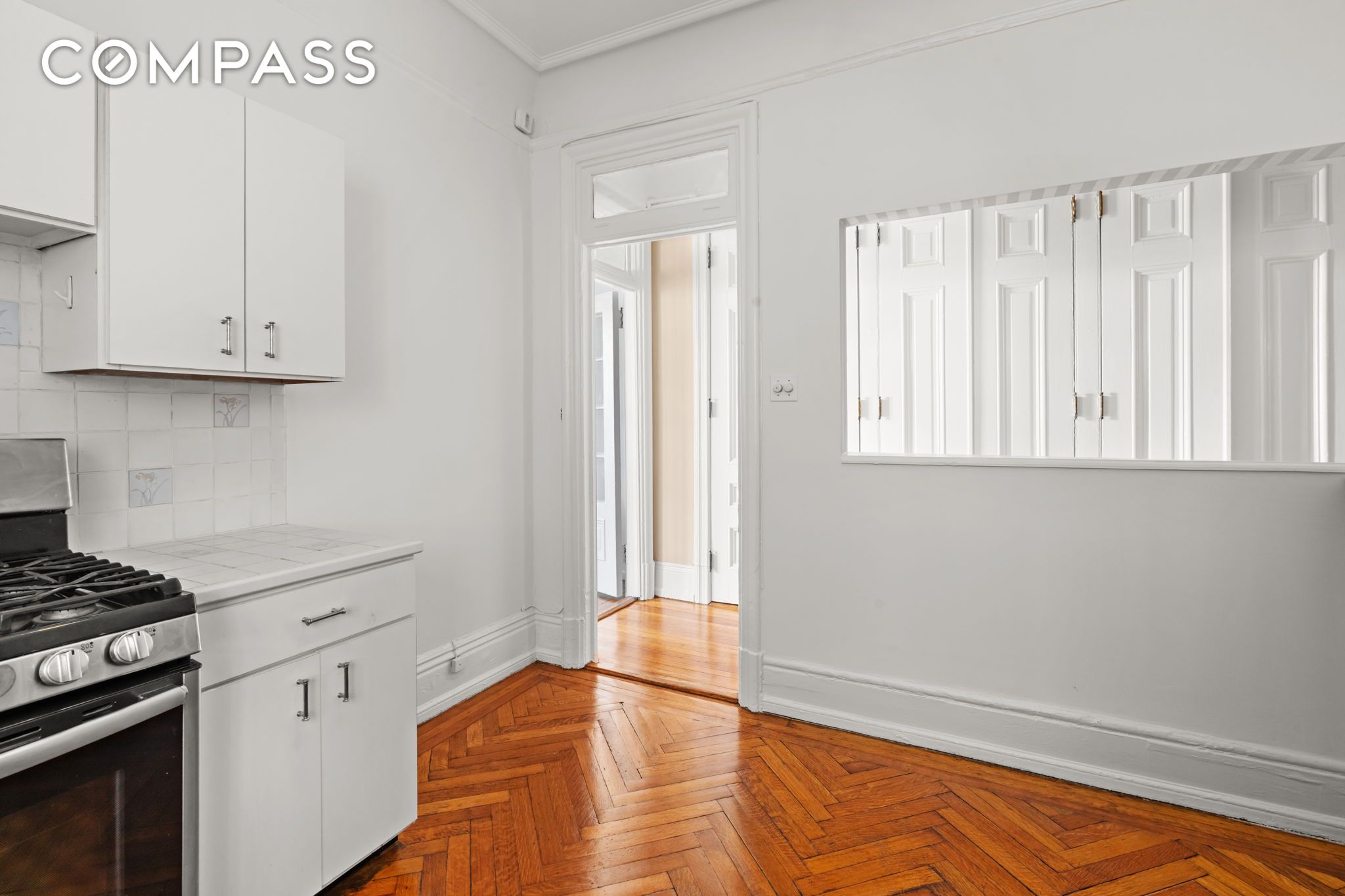 2109 Broadway 8137