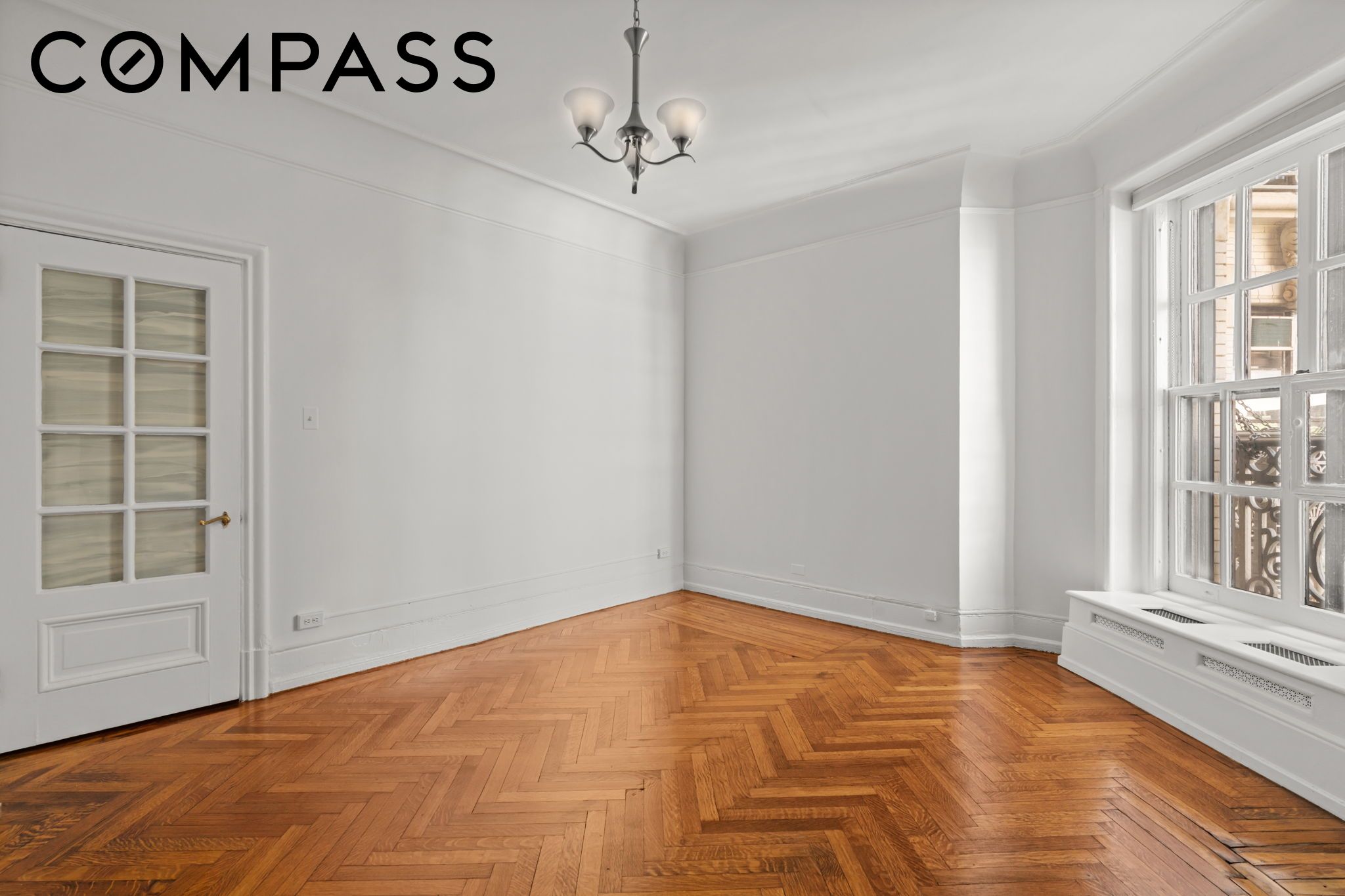2109 Broadway 8137