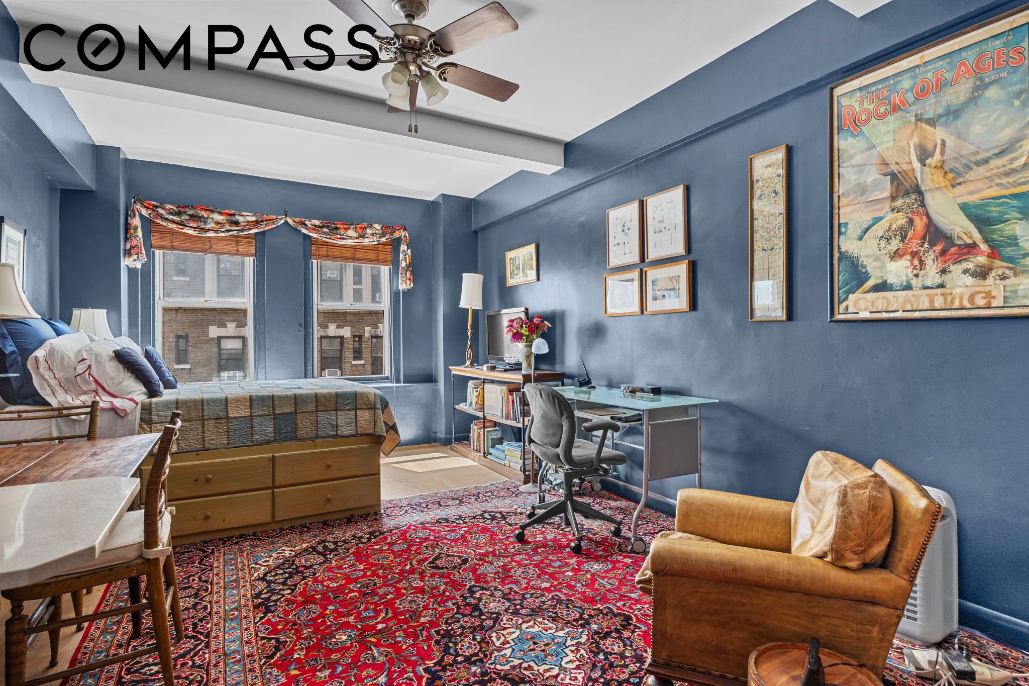 310 Riverside Drive 1011
