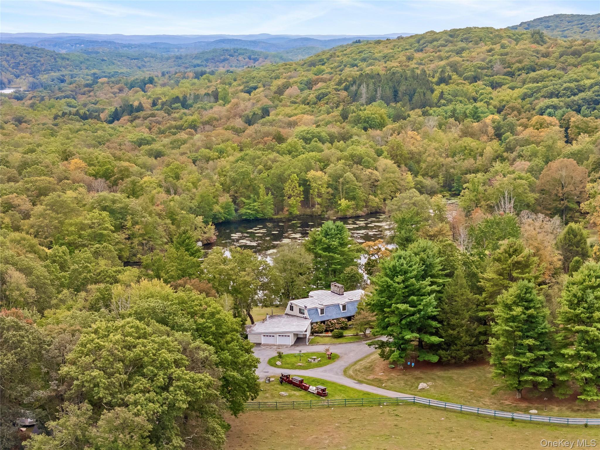 898 Gipsy Trail Road