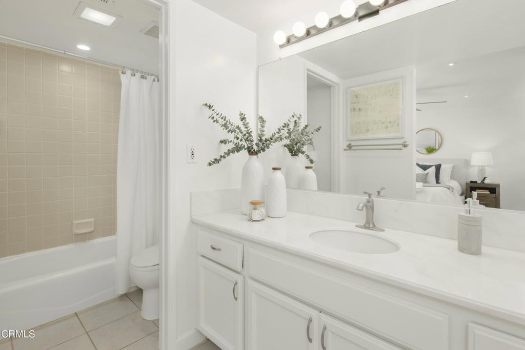 100 N Electric Avenue 21