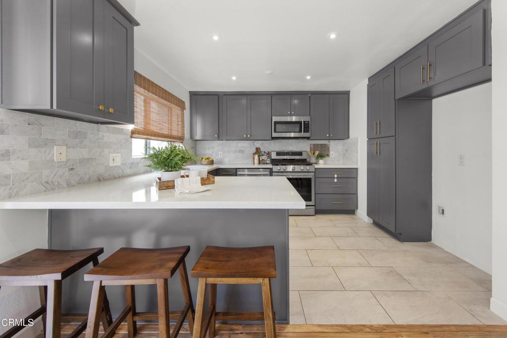 100 N Electric Avenue 21