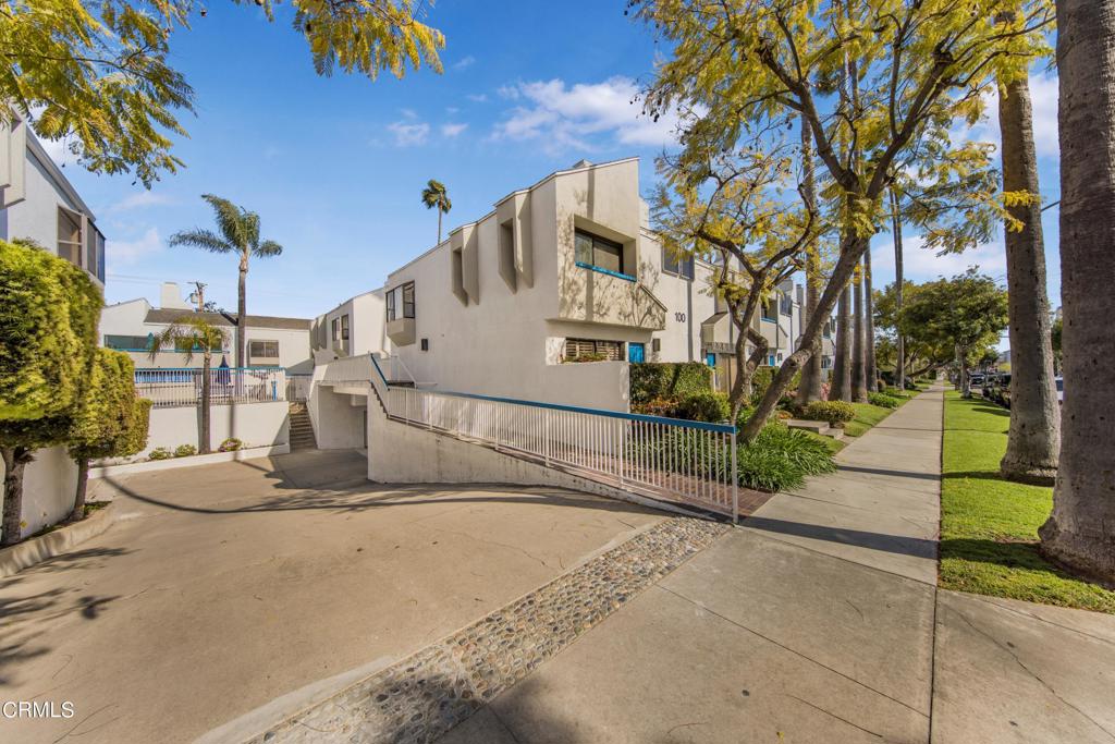 100 N Electric Avenue 21
