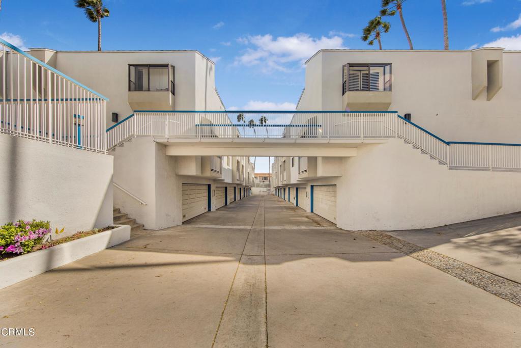 100 N Electric Avenue 21