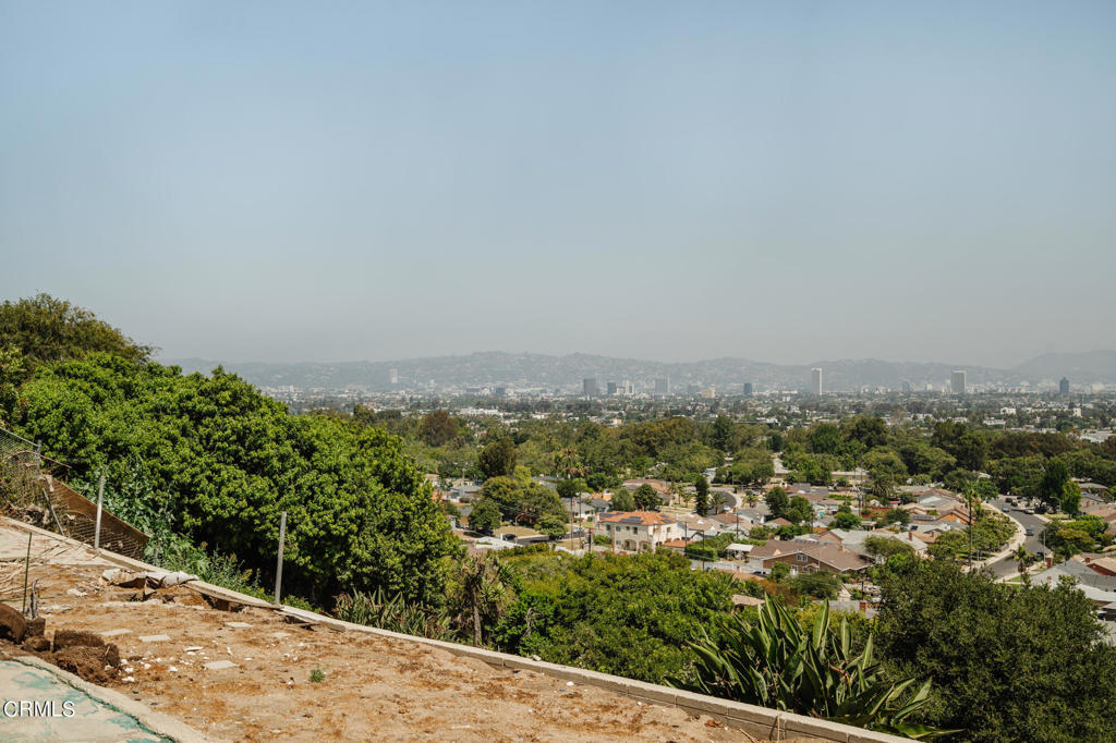 5207 Veronica Street