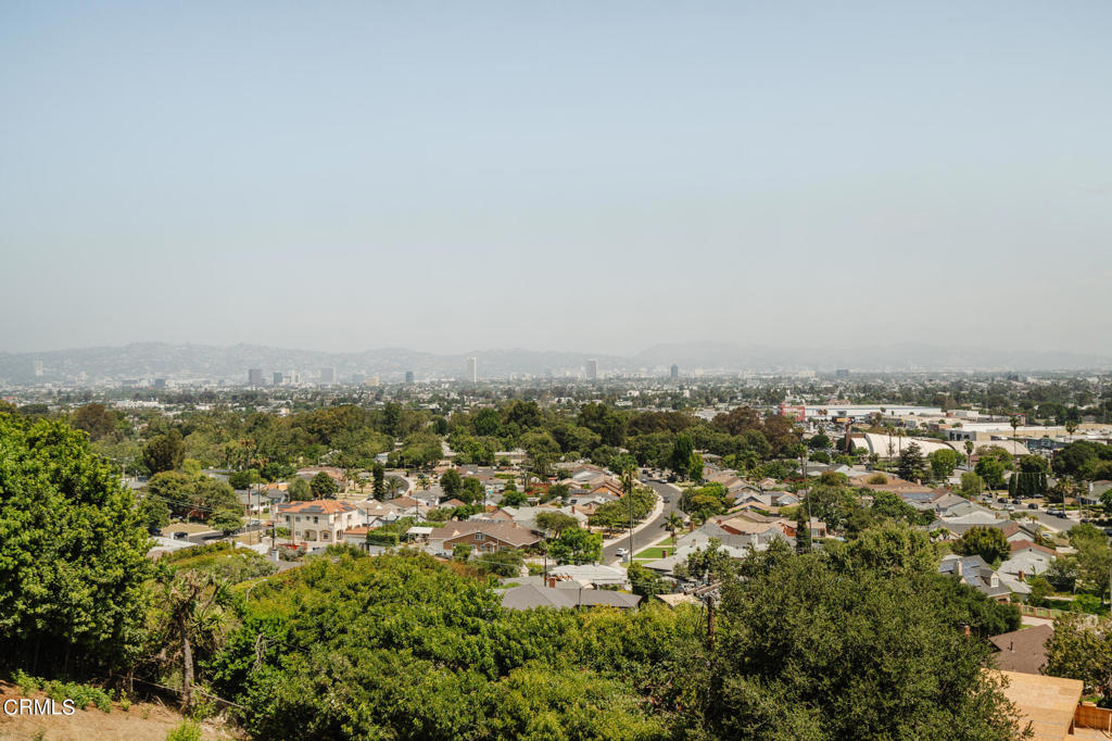 5207 Veronica Street