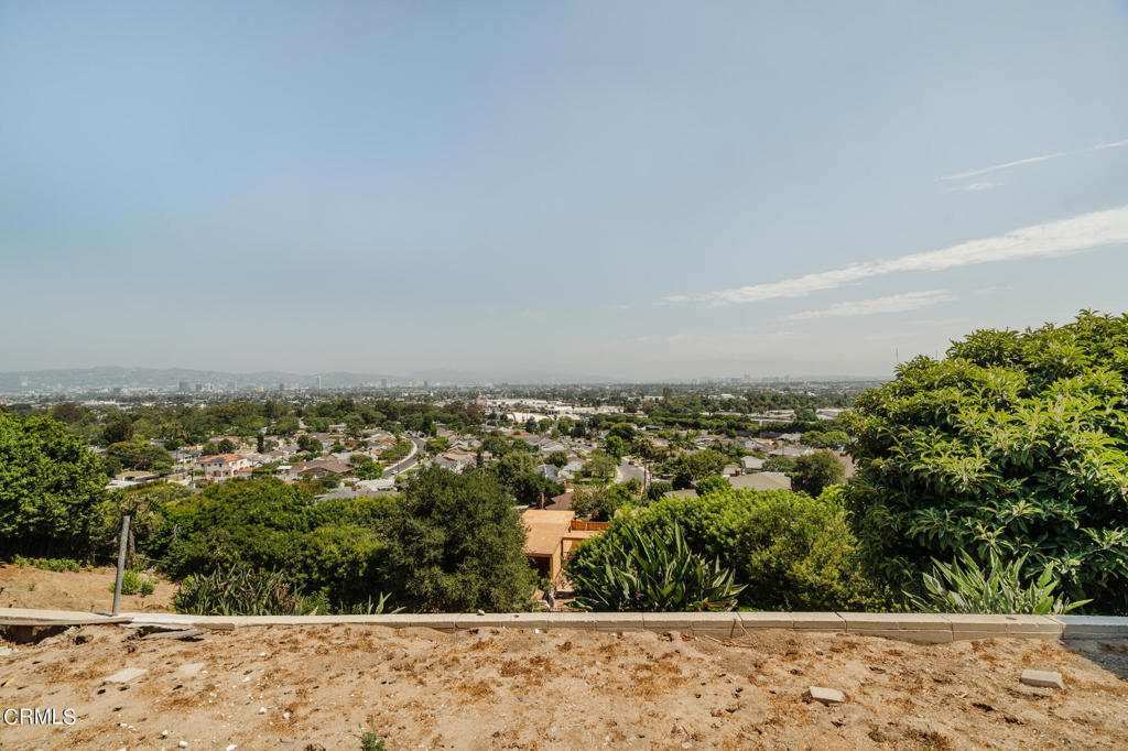 5207 Veronica Street