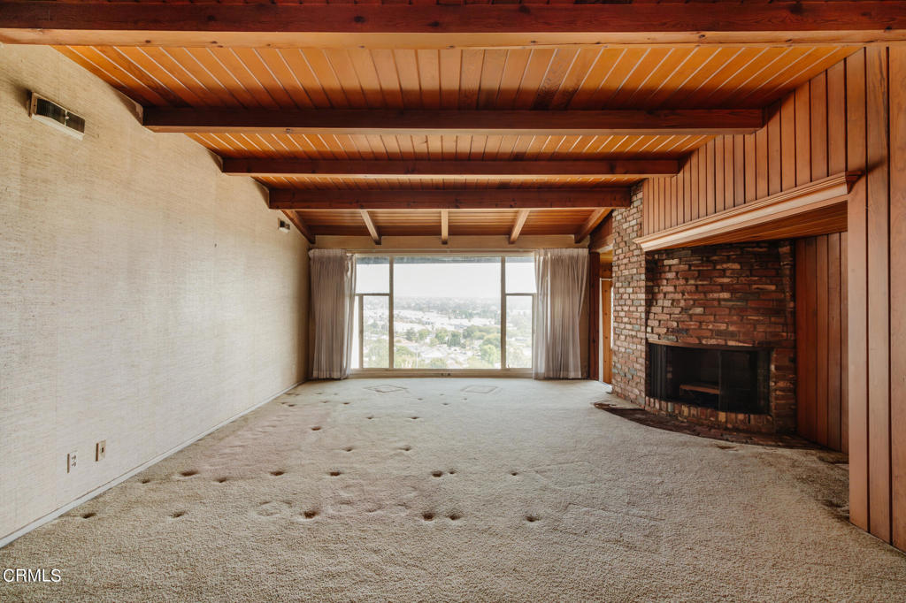 5207 Veronica Street