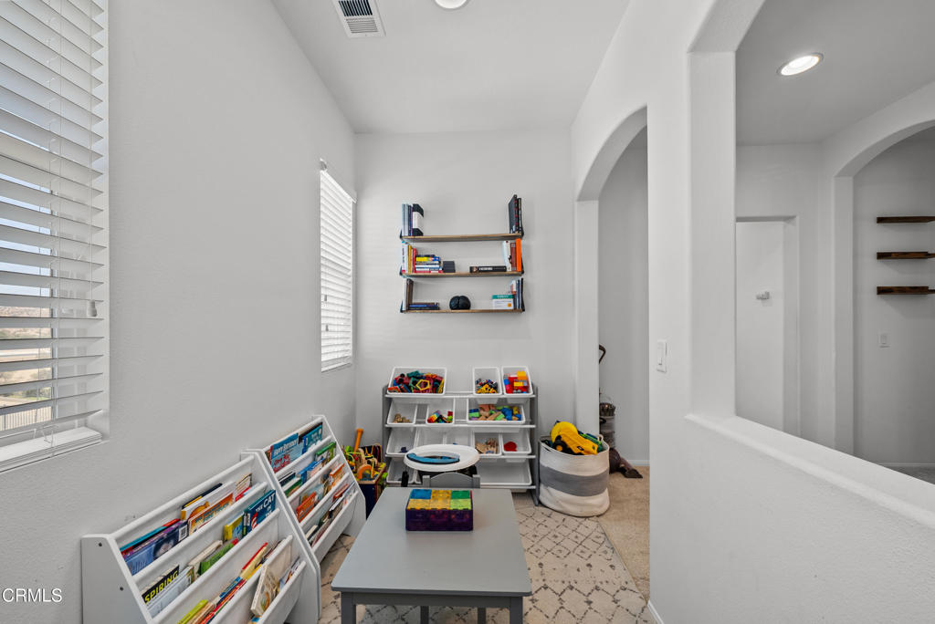 2728 Hornbeam Road