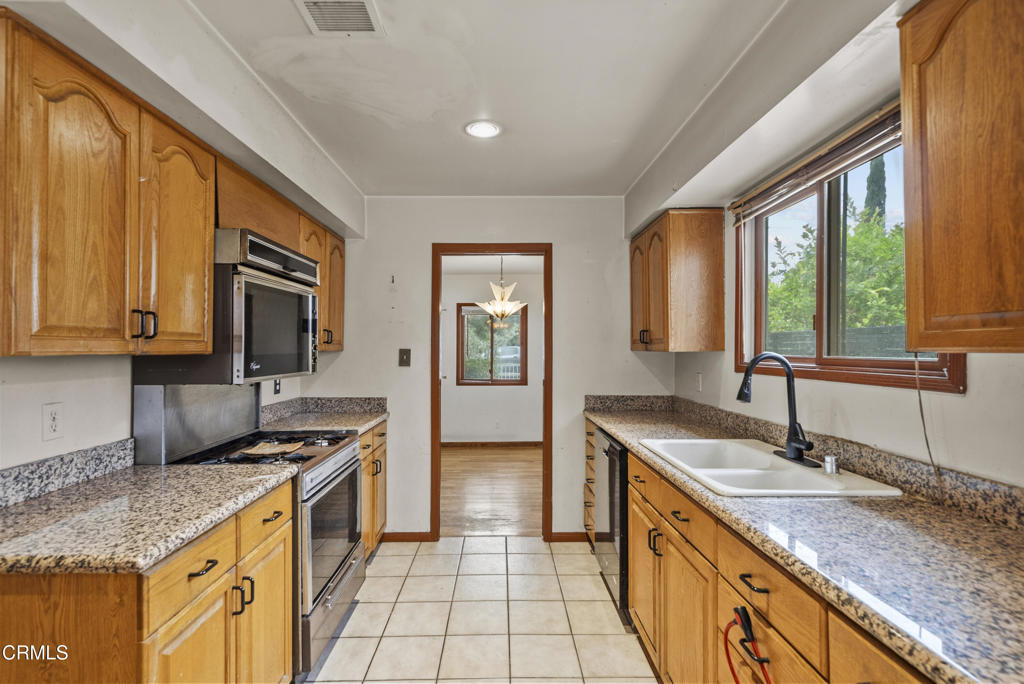 4428 Saint Clair Avenue