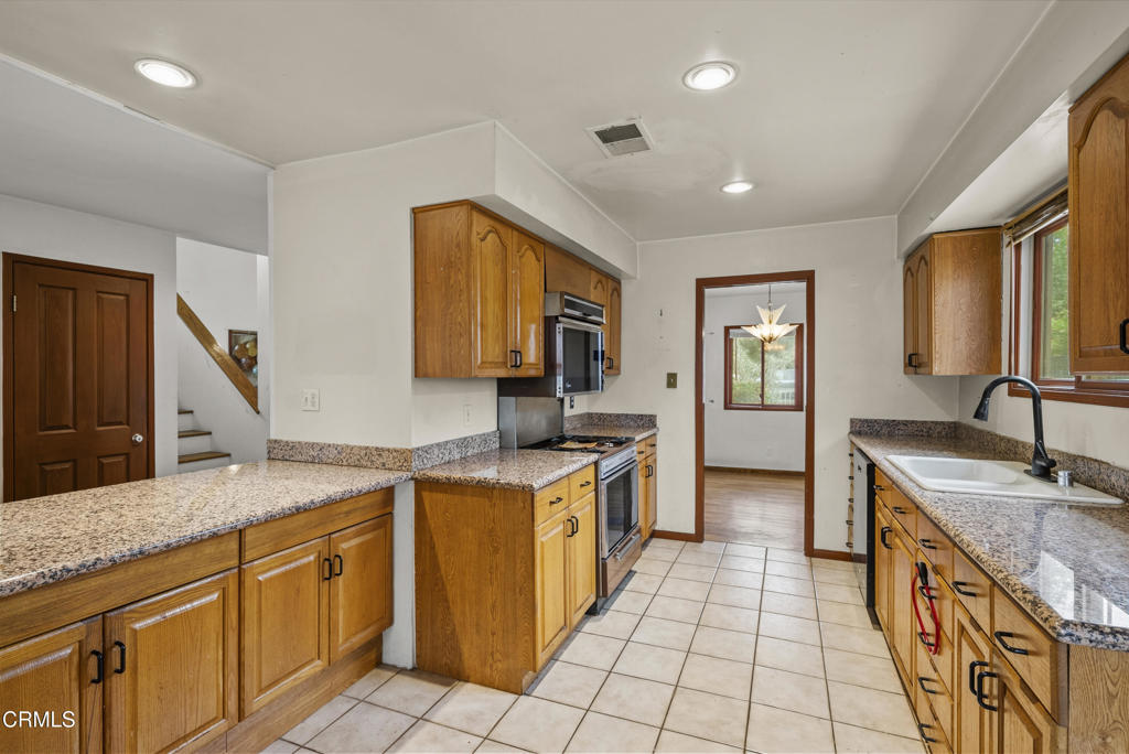 4428 Saint Clair Avenue