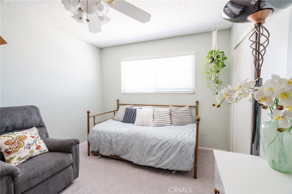 19545 Sherman Way Unit: 16