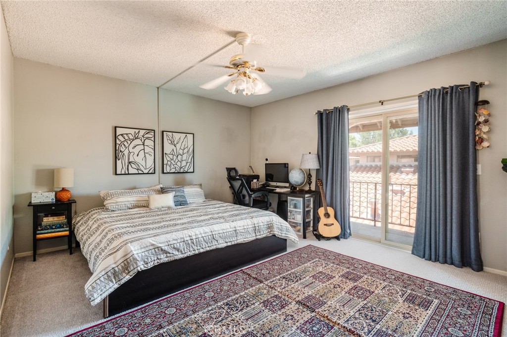 19545 Sherman Way Unit: 16