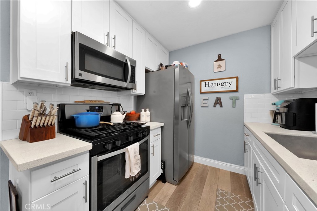 410 W Electric Avenue 410B