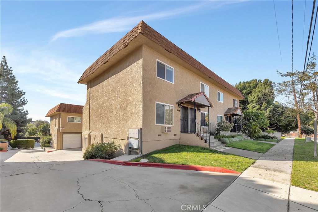 410 W Electric Avenue 410B