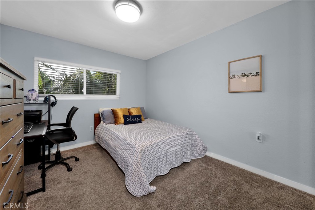 410 W Electric Avenue 410B