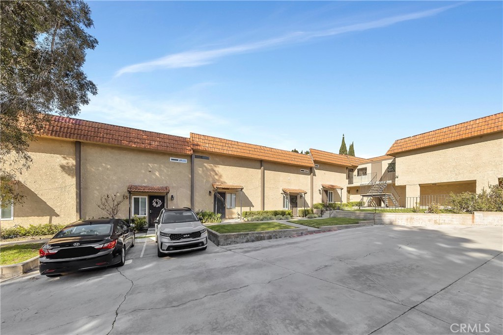 410 W Electric Avenue 410B