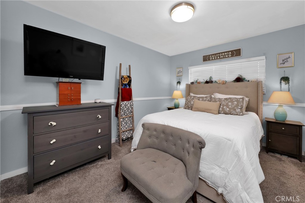 410 W Electric Avenue 410B