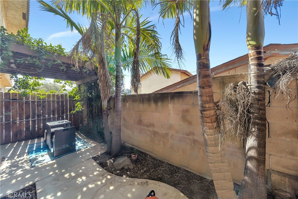 410 W Electric Avenue 410B