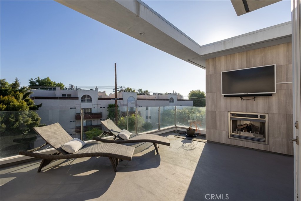 4525 N Via Nova Drive