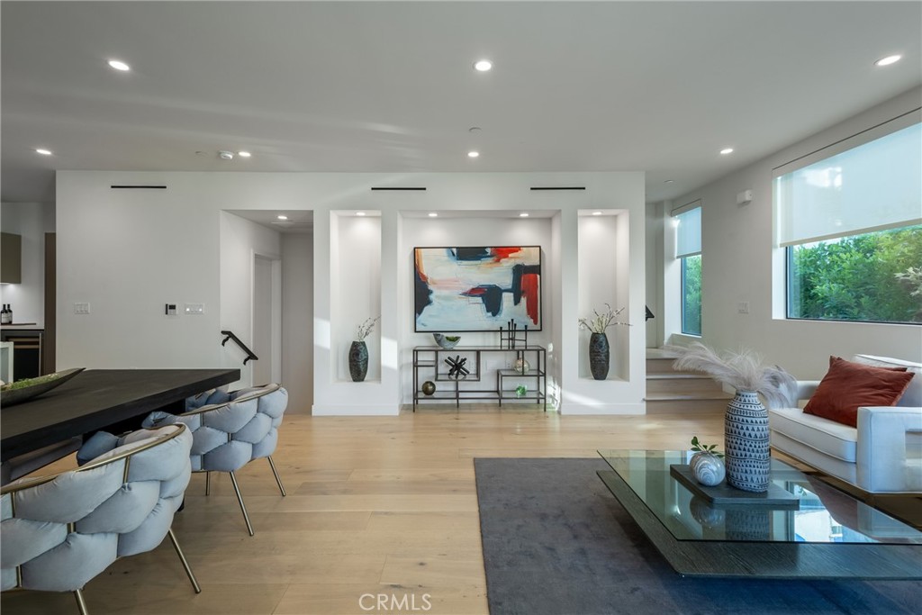 4525 N Via Nova Drive