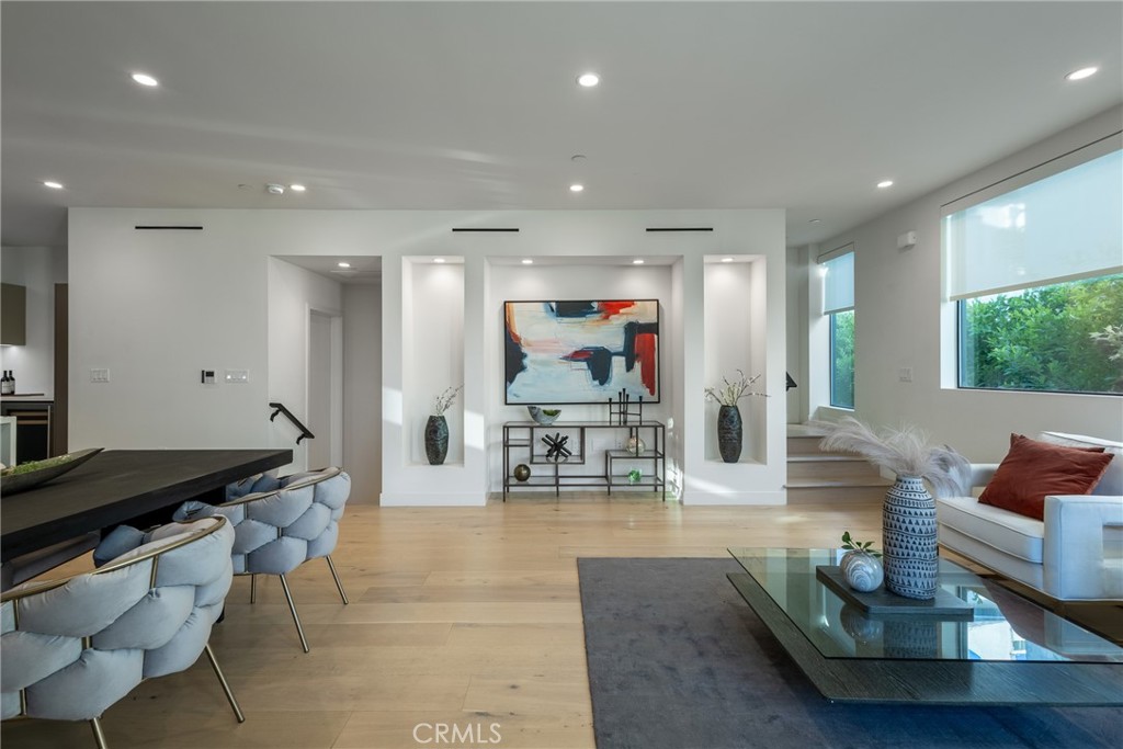 4525 N Via Nova Drive