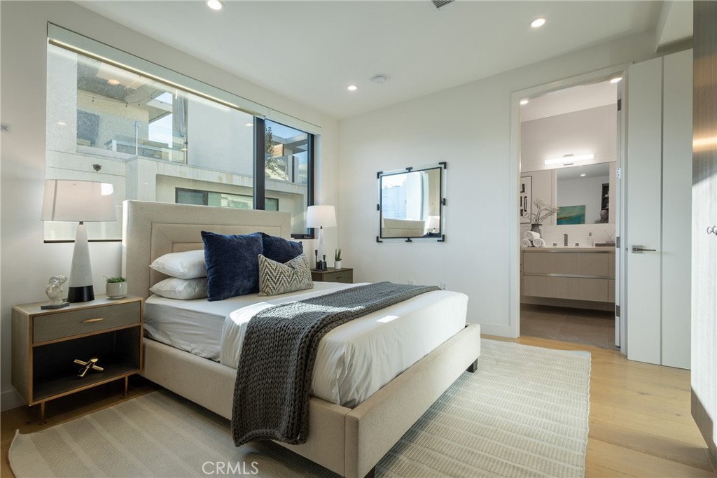 4525 N Via Nova Drive