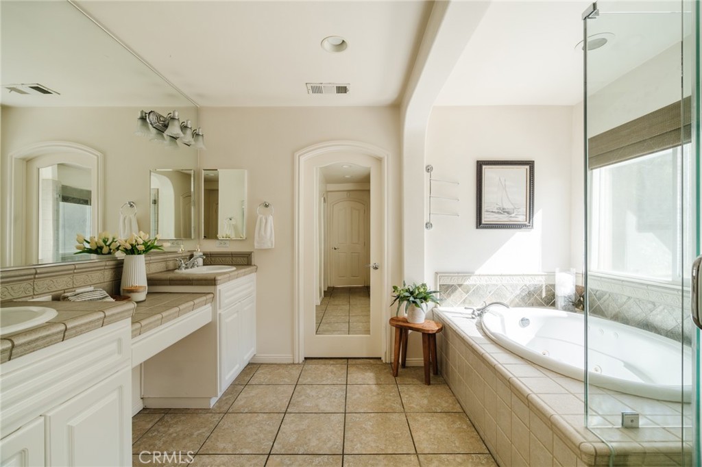 25906 Royal Oaks Road