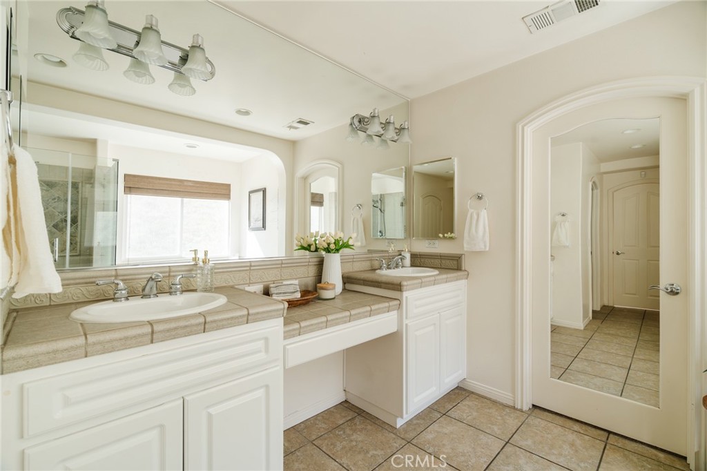 25906 Royal Oaks Road