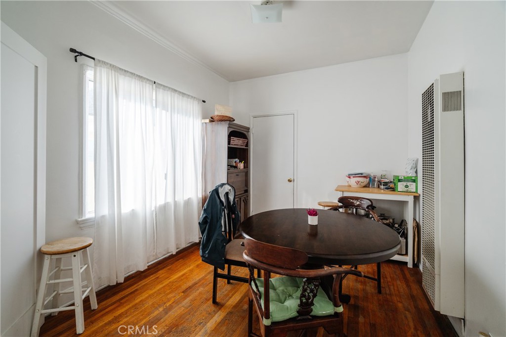 1221 5th Avenue 3