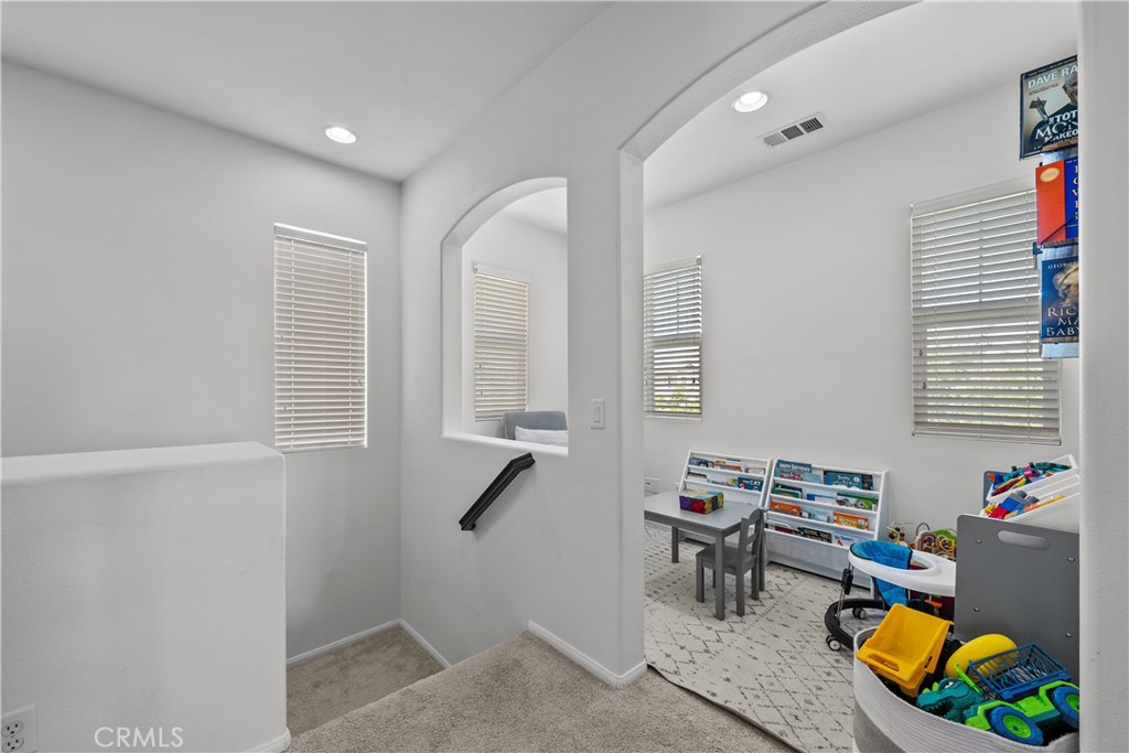 2728 Hornbeam Road