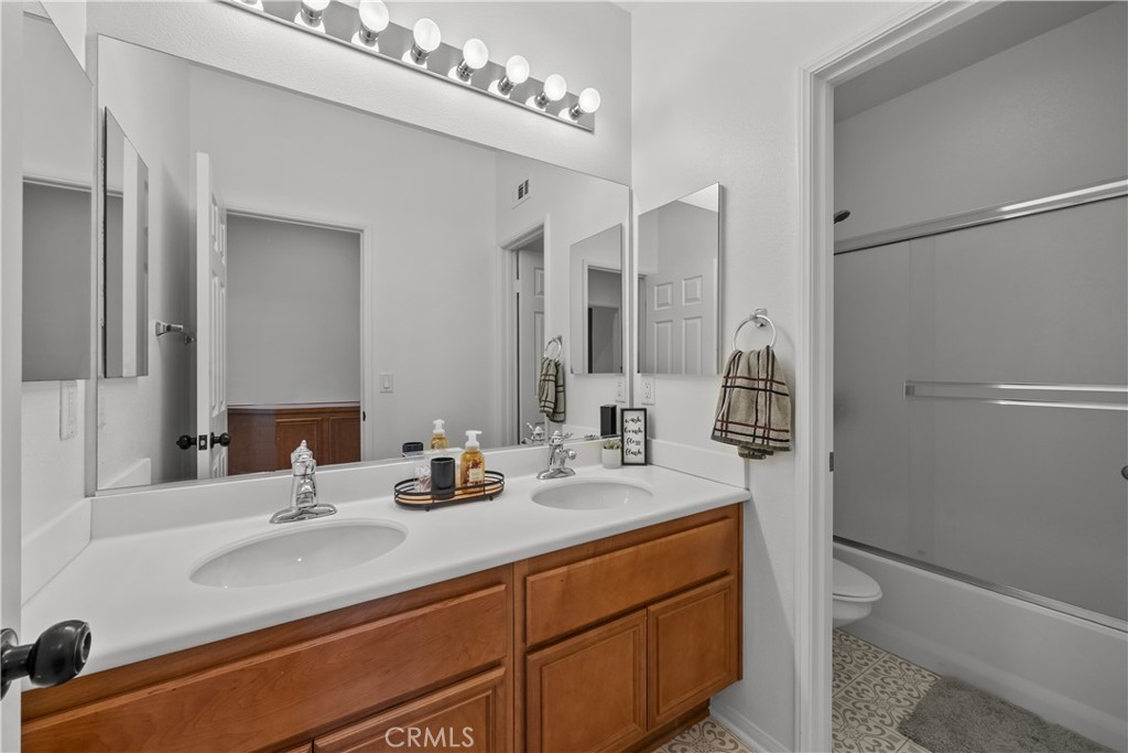 2728 Hornbeam Road