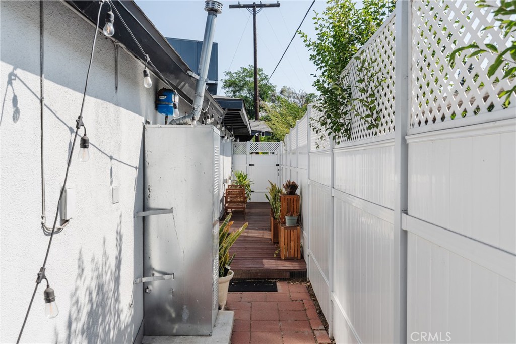 11931 Tiara Street