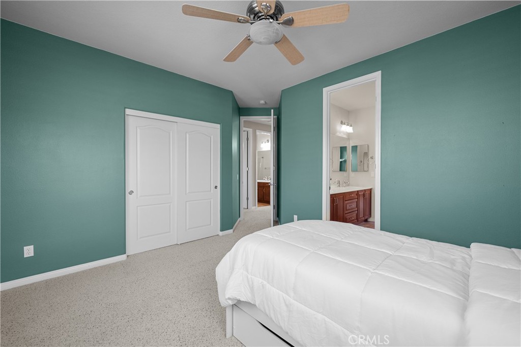 41714 Oak Barrel Court