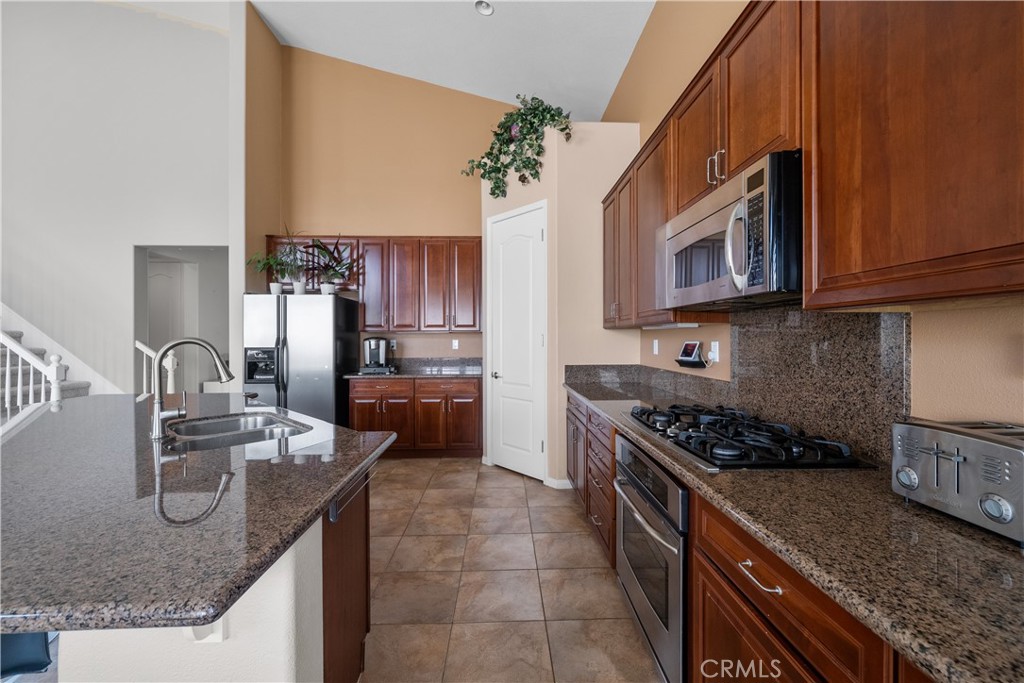 41714 Oak Barrel Court
