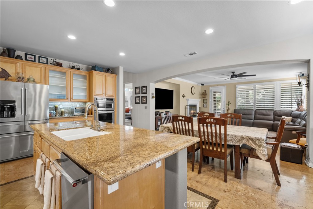 21736 Redwood Canyon