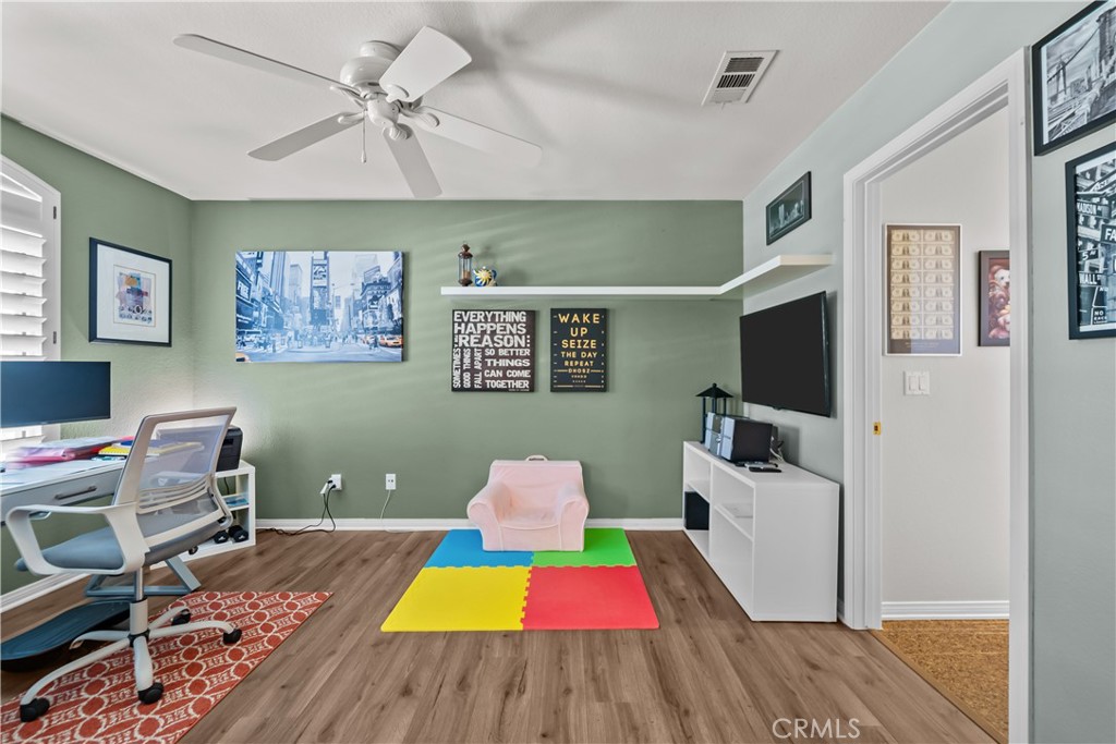 21736 Redwood Canyon