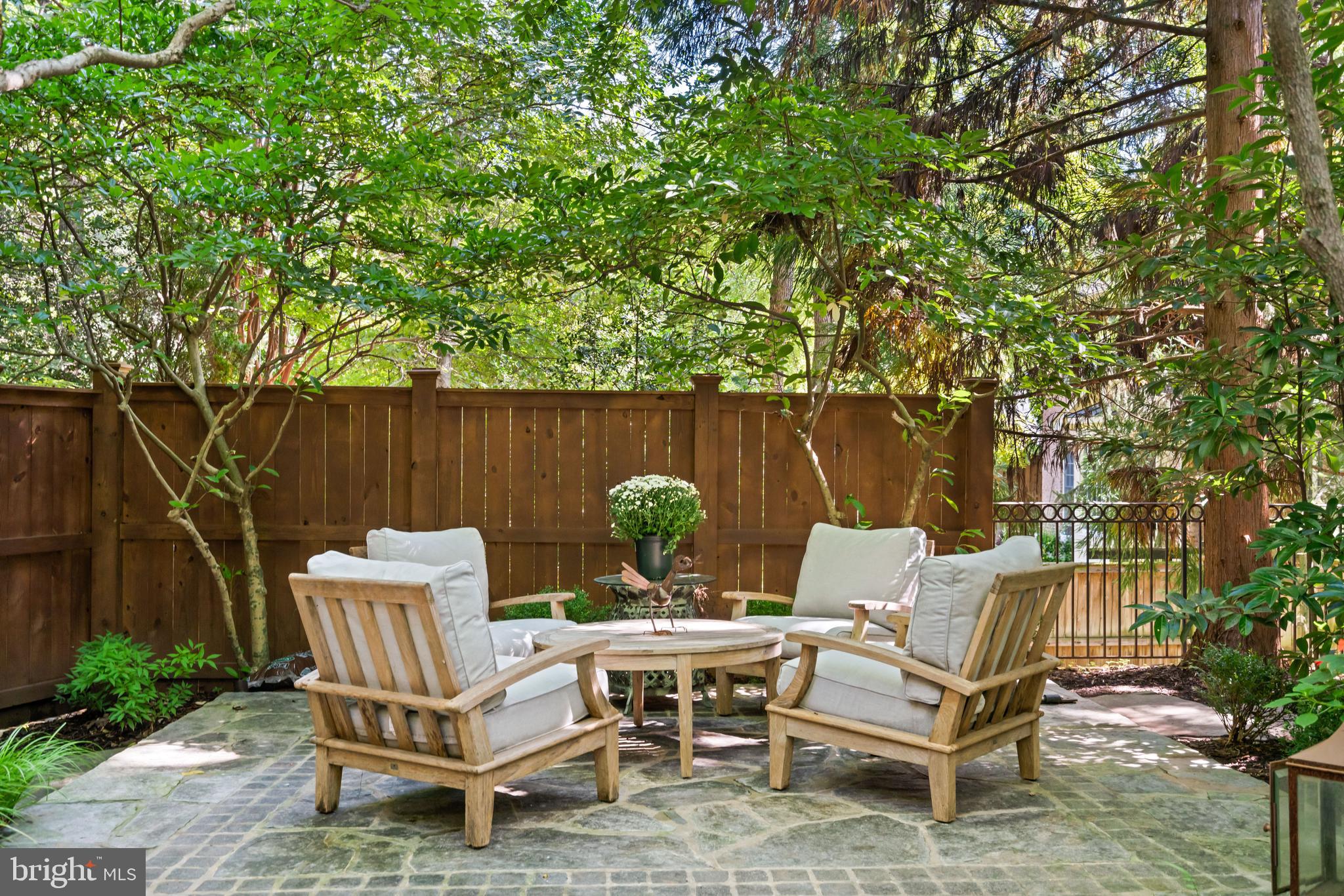 7301 BANNOCKBURN RIDGE COURT