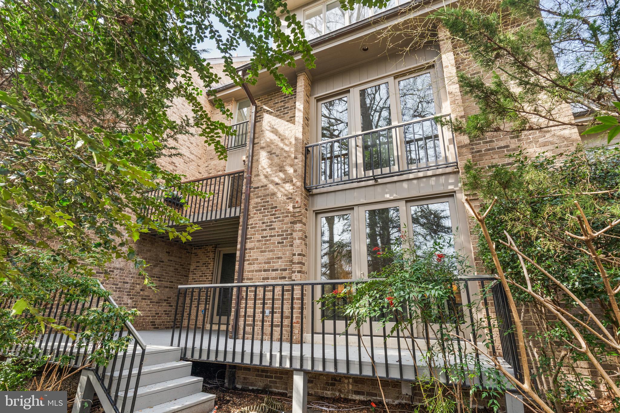 704 Belgrove Rd