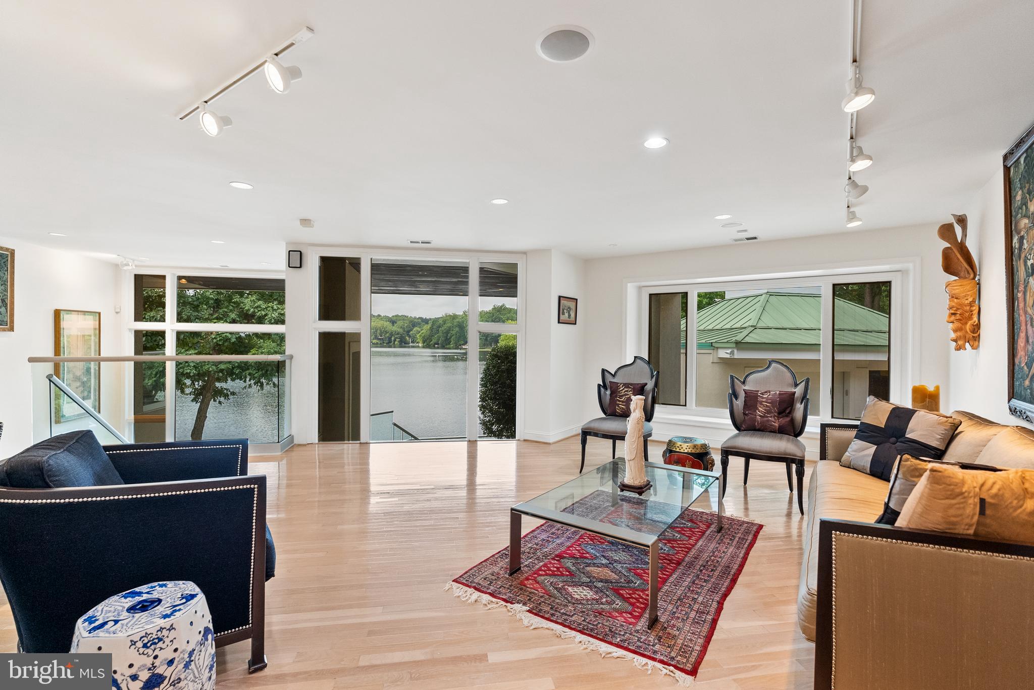 6106 BEACHWAY DRIVE