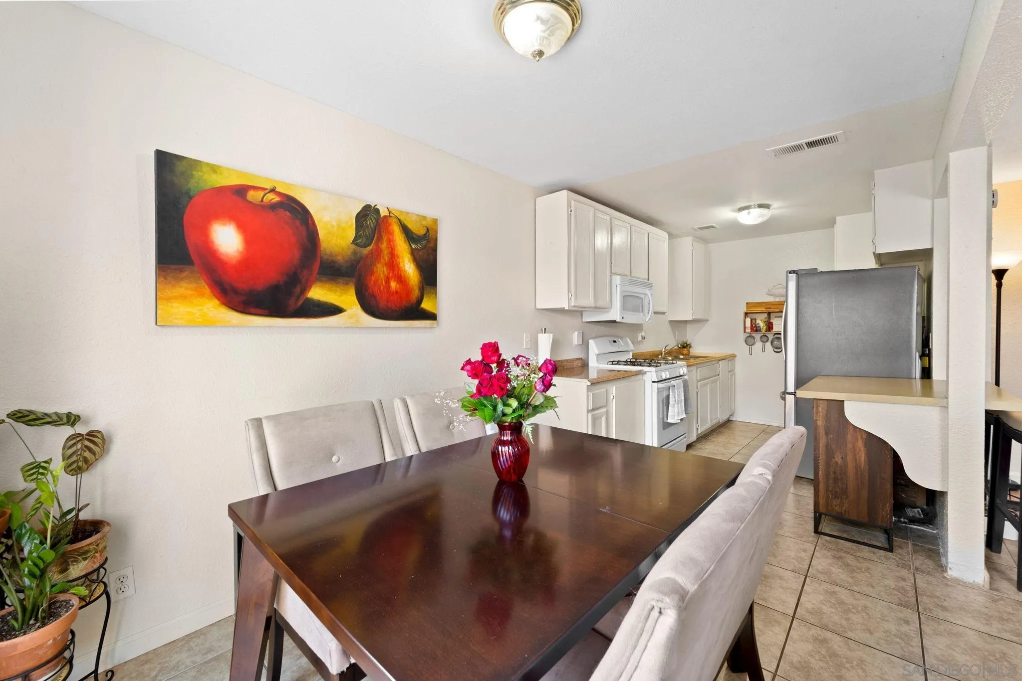 1322 W San Ysidro Blvd Unit B