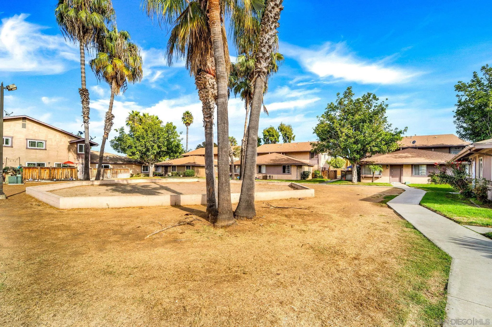 1322 W San Ysidro Blvd Unit B