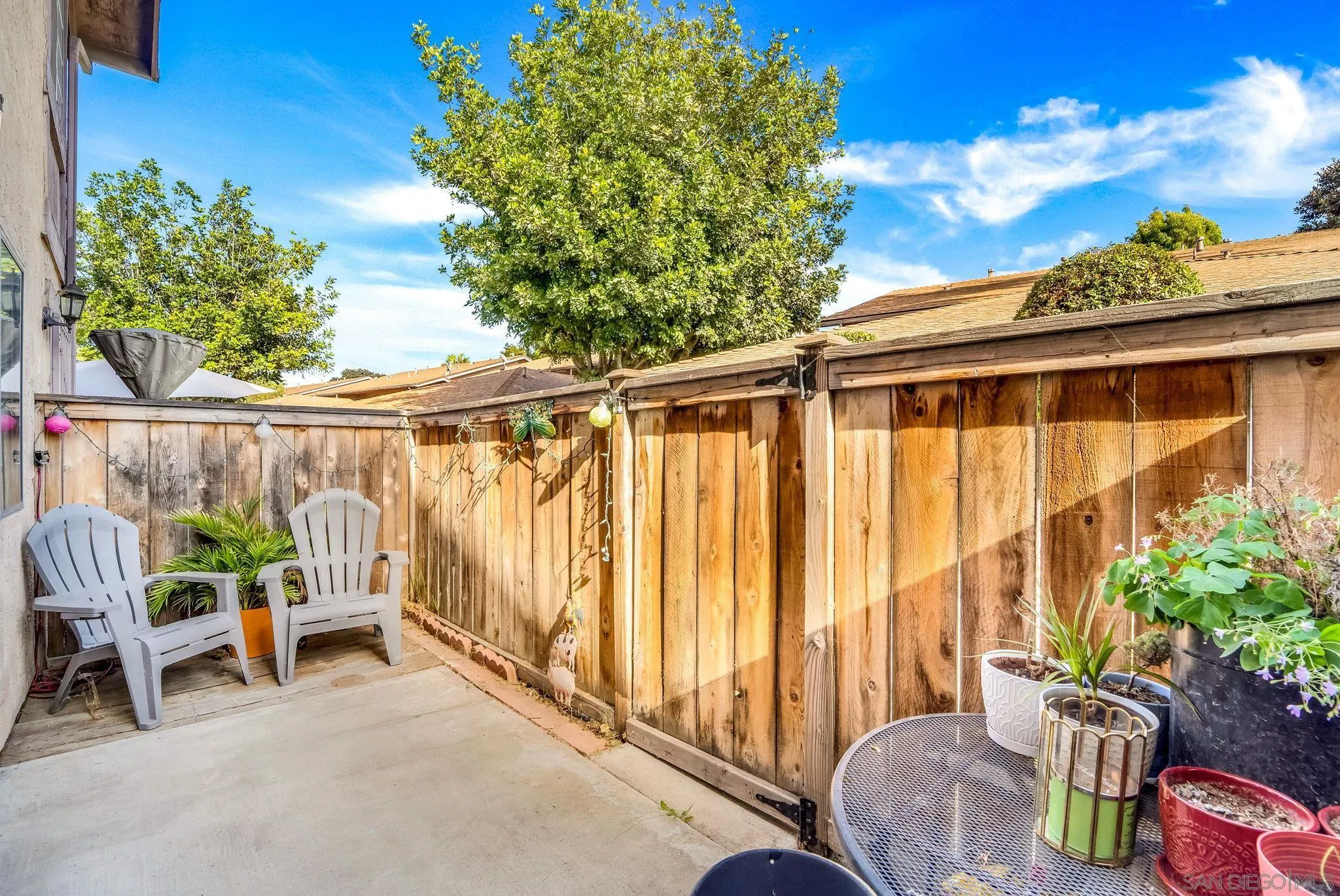 1322 W San Ysidro Blvd Unit B