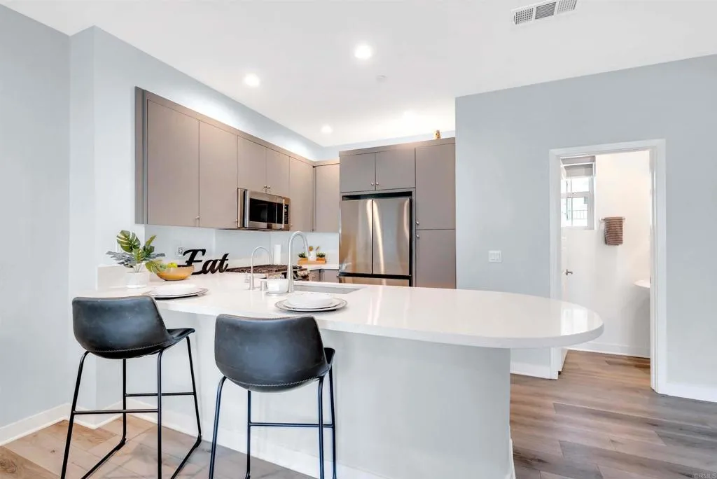 2180 Birch Rd Unit 119