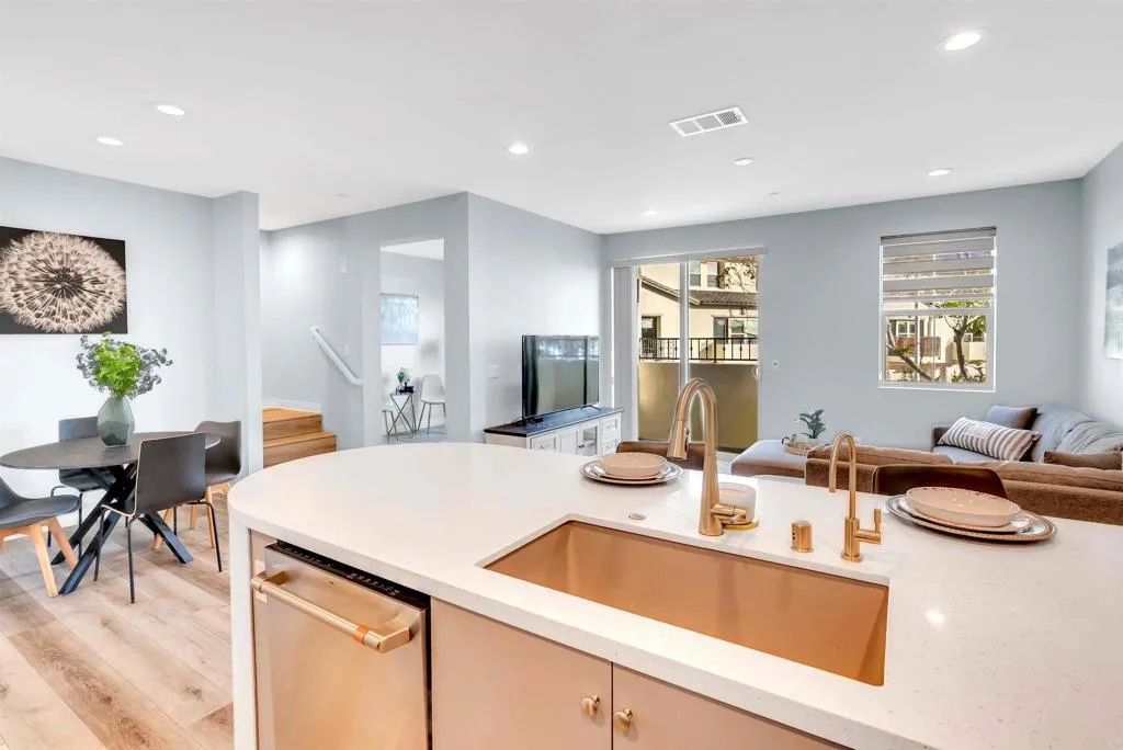 2180 Birch Rd Unit 119