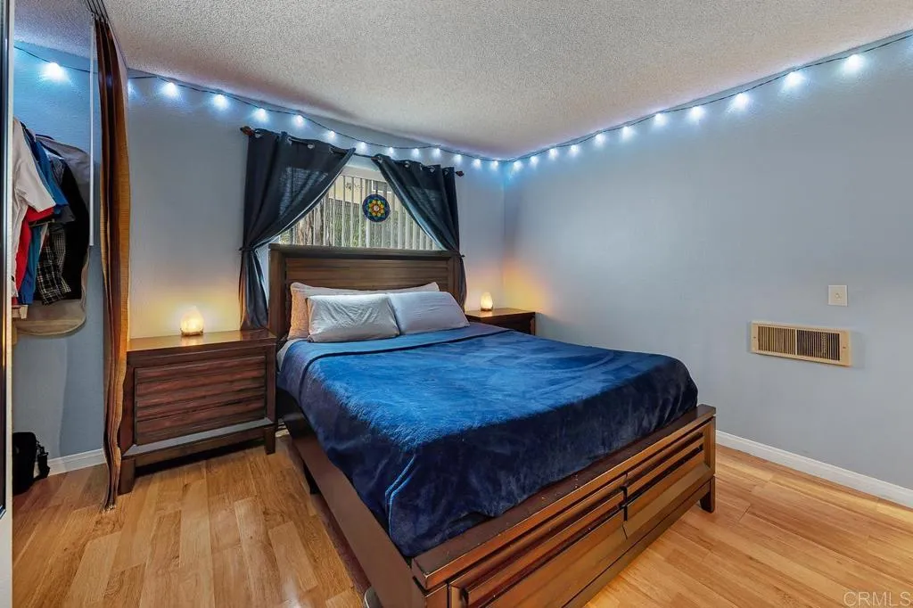 3557 Kenora Dr. Unit 15
